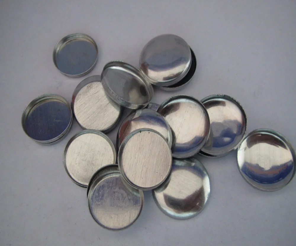 flat cap button