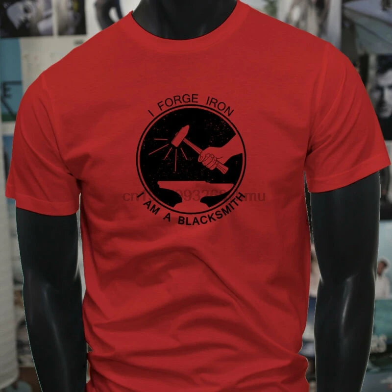 

FORGE IRON BLACKSMITH METAL WORKS HAMMER ANVIL Mens Red T-Shirt