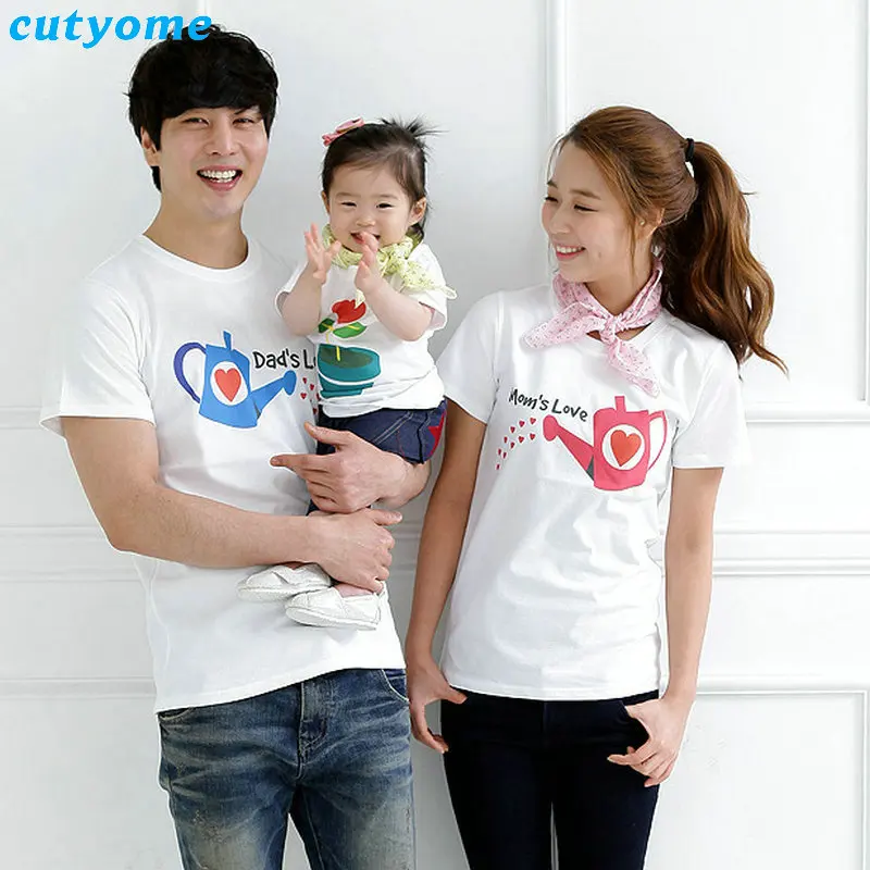 Cutyome/одинаковые комплекты одежды для всей семьи футболки с короткими рукавами для мамы и папы г. Летняя одежда для всей семьи, одежда для мамы и дочки
