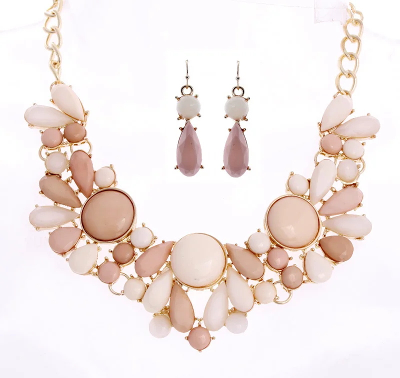 Top Quality Vintage necklaces Luxurious Multi resins Necklaces and