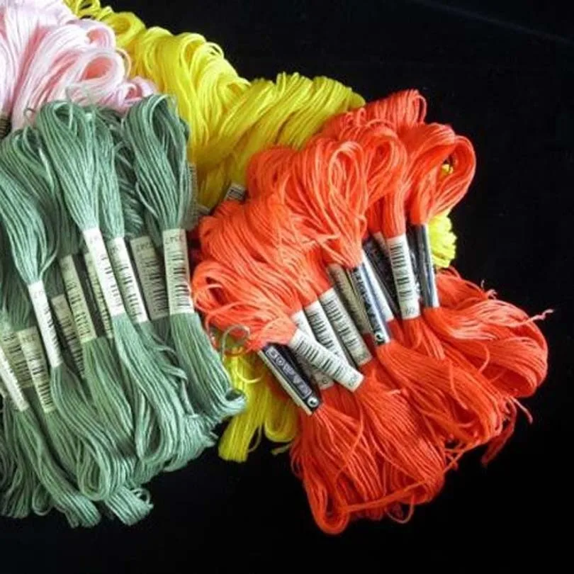 24PCS Colors DMC Similar Cotton Embroidery Thread Kits for Cross Stitch Mouline 6 Strands Floss 8m Sewing Skein Craft