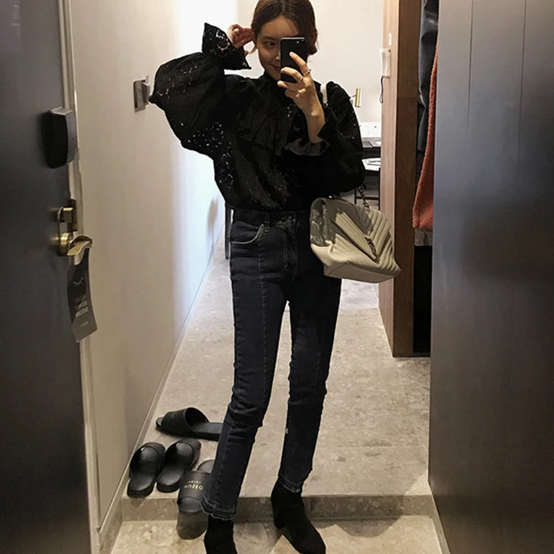 x11