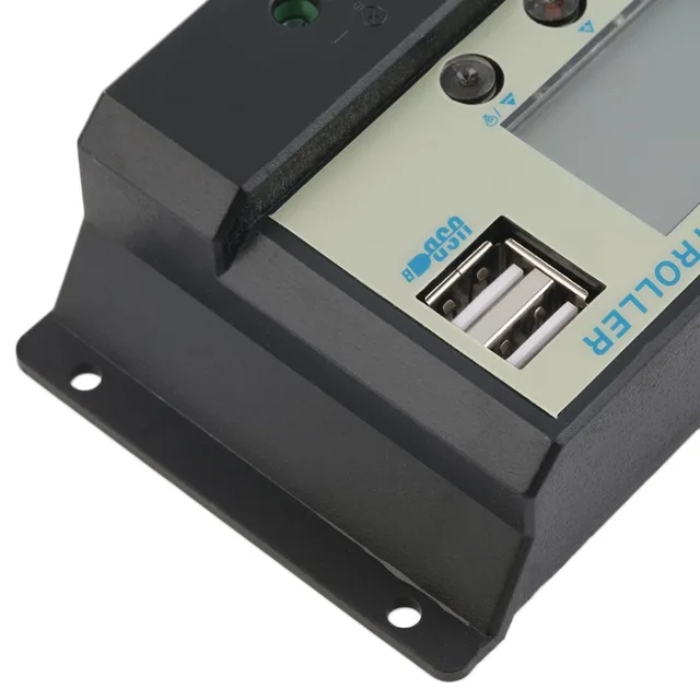10A 12V 24V Solar Panels Battery Charge Controller 10Amps Lamp Regulator Suitable for Small Solar Energy System Battery Hot Sale
