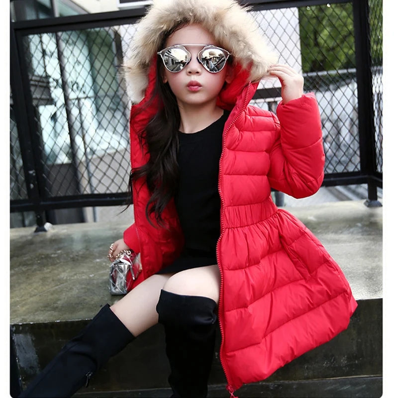 Пальто и куртки с капюшоном для девочек; Сезон Зима; коллекция года; Длинные куртки для девочек; Верхняя одежда для девочек; пальто; цвет красный, черный; зимняя одежда для девочек