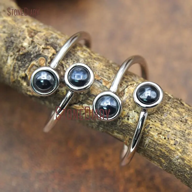 

10Pcs Silver Finish Round Shape Ring Hematite Ring Adjustable RM15601
