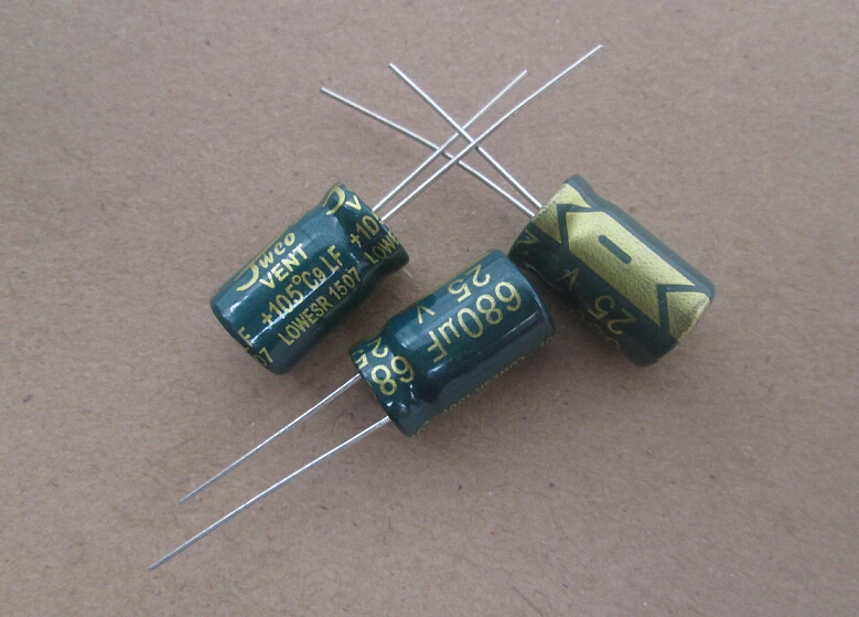 Низкая ESR jwco 25 В 680 мкФ Алюминий электролитический конденсатор 10*17 мм
