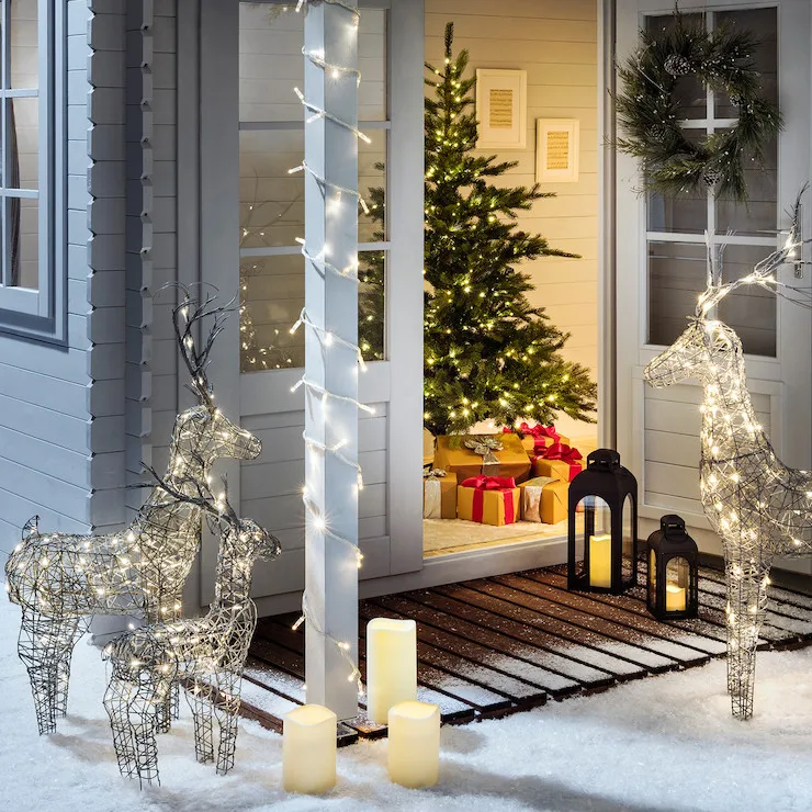 ML100YWC_Warm-White-LED-Christmas-Lights-Snowy-Cabin_P9
