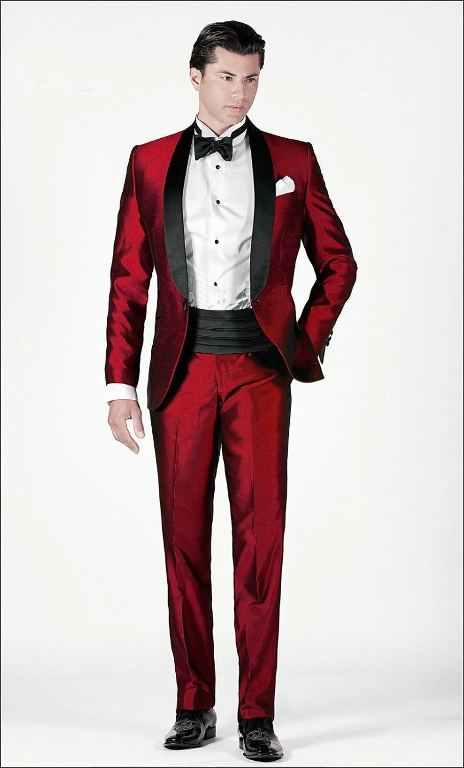 Accessibility links With millions of men’s tuxedos and wedding suits under our belt, we’re the one-stop men's style shop. Vast Arrays of Color From popular seasonal hues to thousands of color combos, it's a snap to mix and match with your groomsmen and bridesmaids.