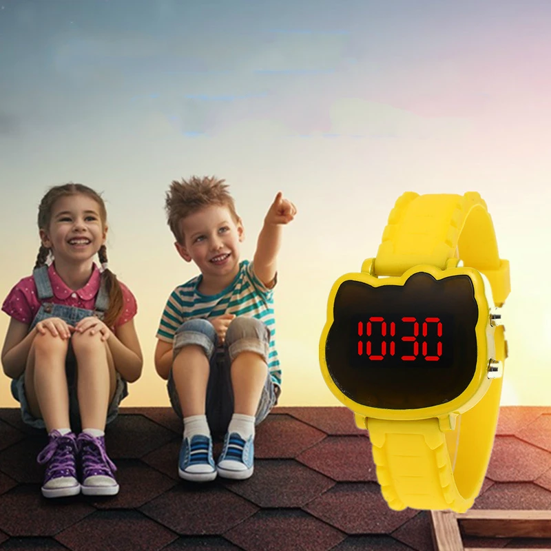 New Kids Cartoon LED Watch Student Lovely Hello Kitty Children Watch Gift for Boys Girls New Kids Cartoon LED Watch Student Lovely Hello Kitty Children Watch Gift for Boys Girls