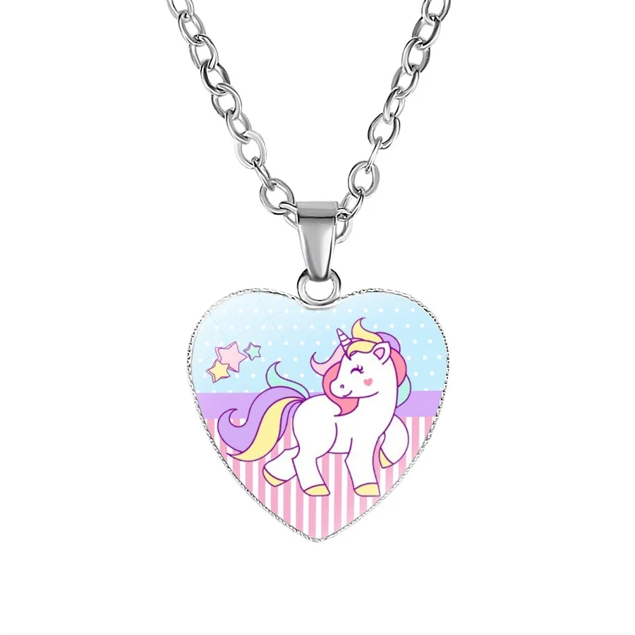 

New Unicorn Heart Pendant Cartoon Cute Rainbow Horse Necklace Silver Chain Pendant Necklace