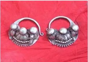 

National retro personality big earrings hand Miao silver filigree ball thick earrings jewelry technology