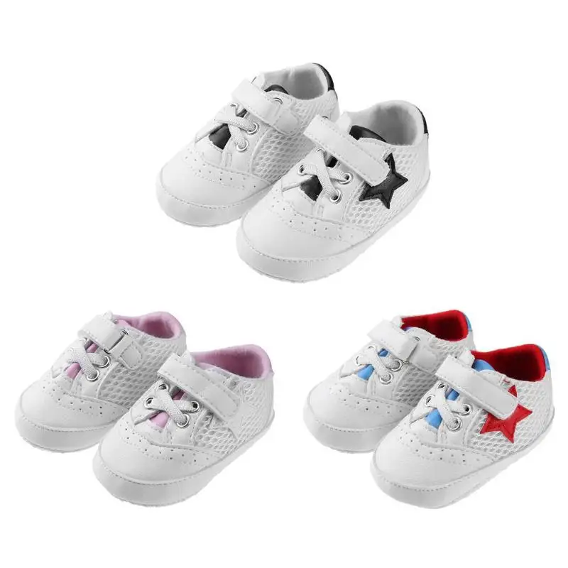 Детская обувь для мальчиков и девочек PU воздухопроницаемой сеткой Prewalkers мягкие Нескользящие подошва малышей обувь новорожденных первые