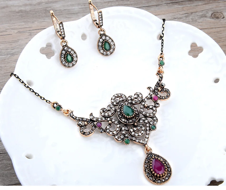 women's-vintage-jewelry-sets-of-wedding_04