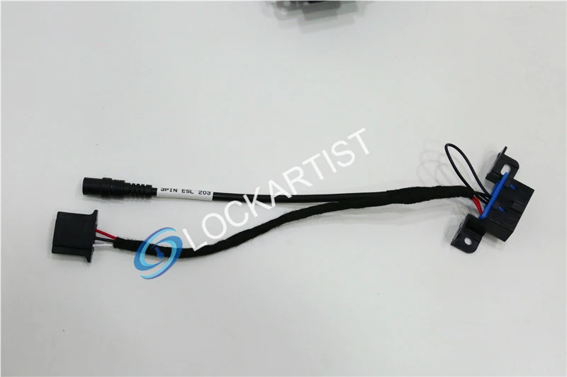 318A1103