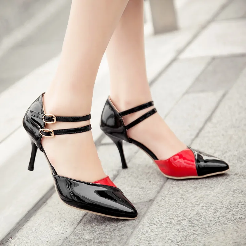 

2018 wild fashion high heel sandals women's summer new pointed patent leather buckle shoes