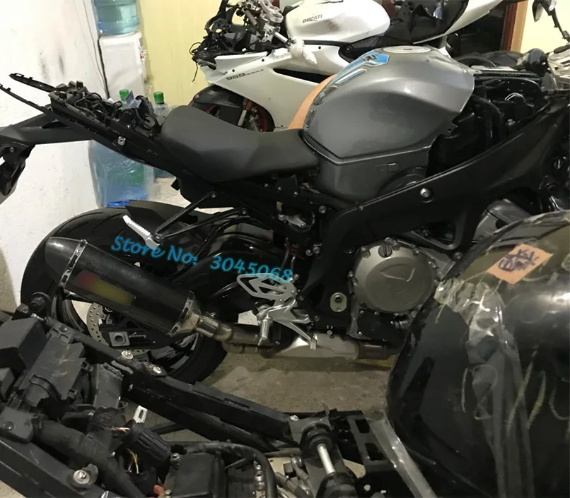 S1000RR Akrapovic Muffler-5