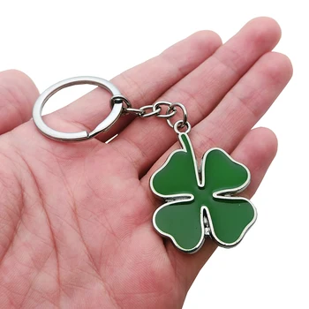 

Car Styling Four-leaf clover logo Car Keychain Key Chains Rings for Alfa Romeo 159 147 156 giulia mito stelvio GT Car accessorie