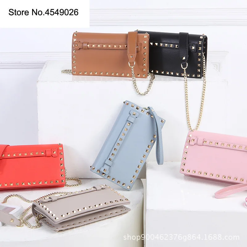 

Top Leather Upper Genuine Ins Handbag Trend Rivet Shoulder Casual Wild Leather Bag Fashion Trend Messenger Fashion Hand Designer