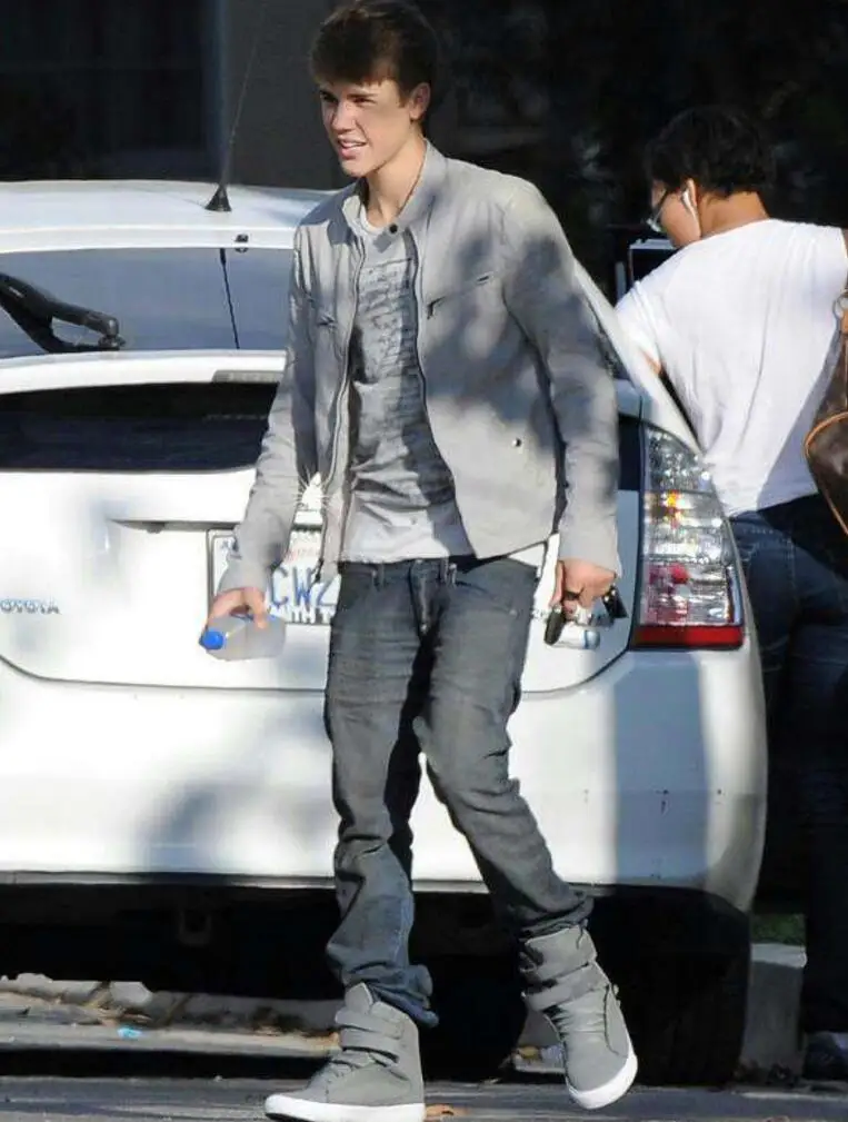 Xs 3xl 17 Men S Clothing Star Justin Bieber The Same Style Fashion Casual Gray Jacket Hoodie Plus Size Singer Costumes Fashion Jacket Jacket Fashionjacket Style Aliexpress
