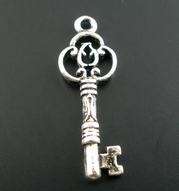 

DoreenBeads Zinc metal alloy Charm Pendants Key Antique Silver Pattern Pattern 29.0mm(1 1/8") x 10.0mm( 3/8"), 10 PCs