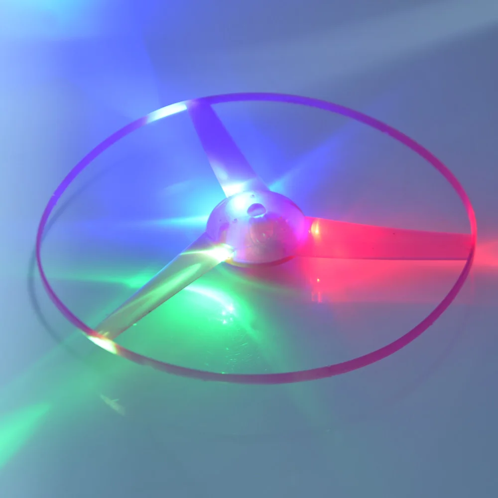 Surwish الملونة مضحك سحب سلسلة الملونة مصباح ليد Up تحلق الصحن القرص الاطفال لعبة كما الأطفال العام الجديد هدية