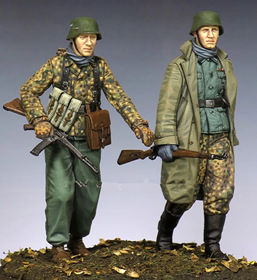 

1/35 Resin Figure Model Kit Un00Ass00Ambled Unp00Ainted 00A73