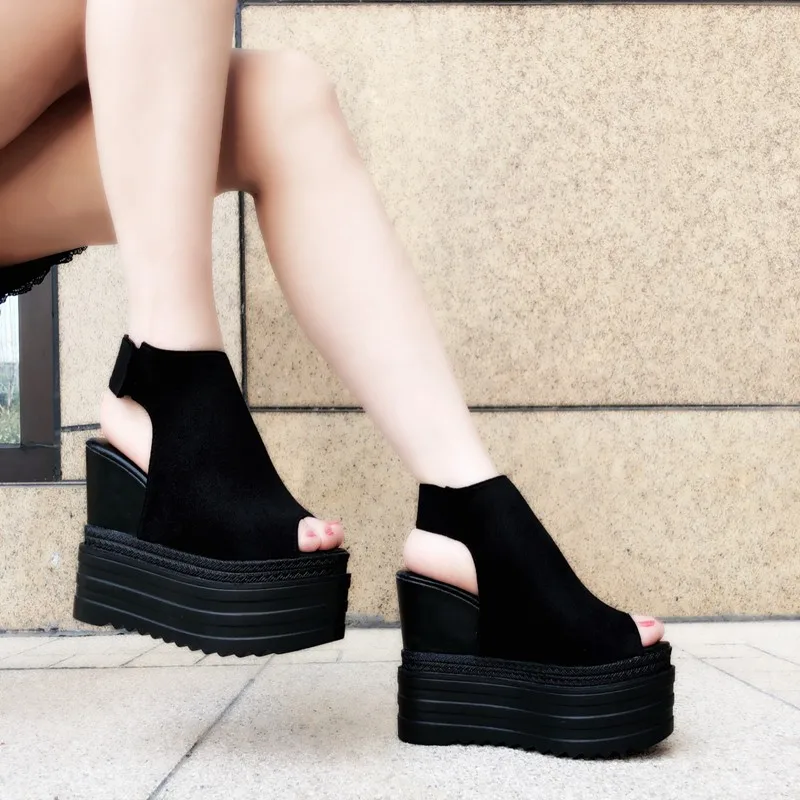 

Spring and summer new Korean version of the fish mouth shoes in the wedge with increased female sandals and muffin thick platfor
