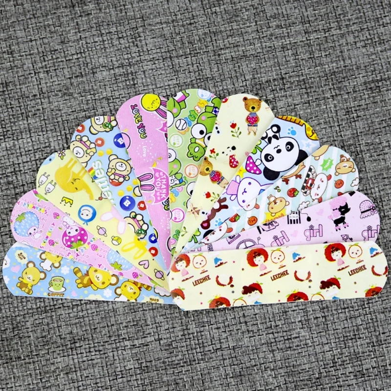 100 pcs Korea Cute Cartoon Waterproof Bandage Band-Aid Hemostatic Adhesive For Kids Children Braces Supports Random