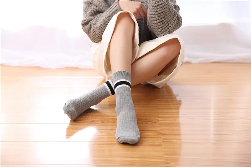 Модные короткие полосатые хлопковые носки для скейтбординга, хипстерские цветные носки до щиколотки, Женские Ретро-носки для весны, осени и зимы