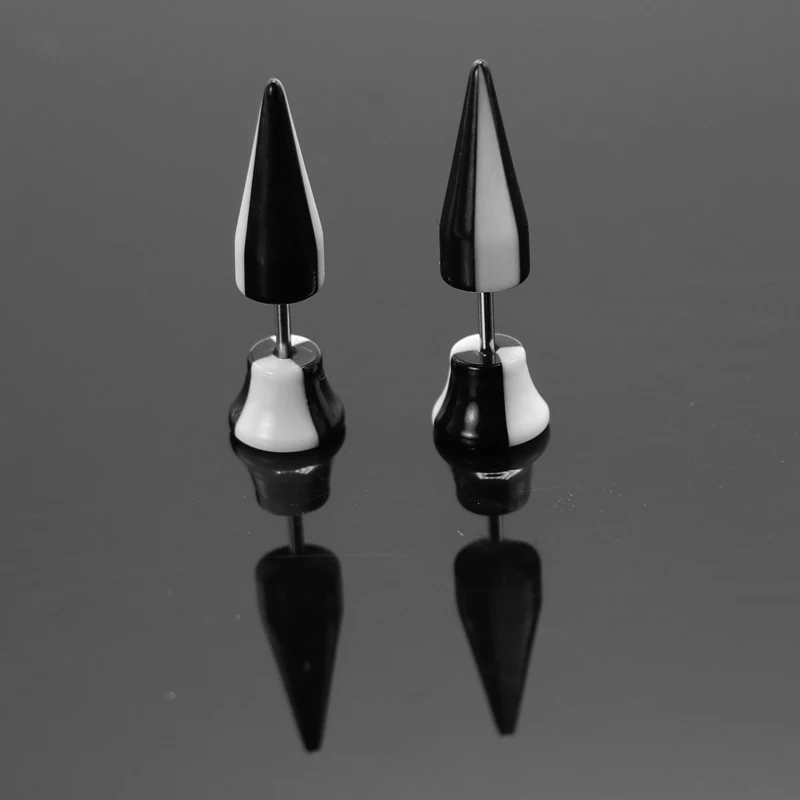 1 Pair Black White Print Stainless Steel Fake Ear Taper Stretcher