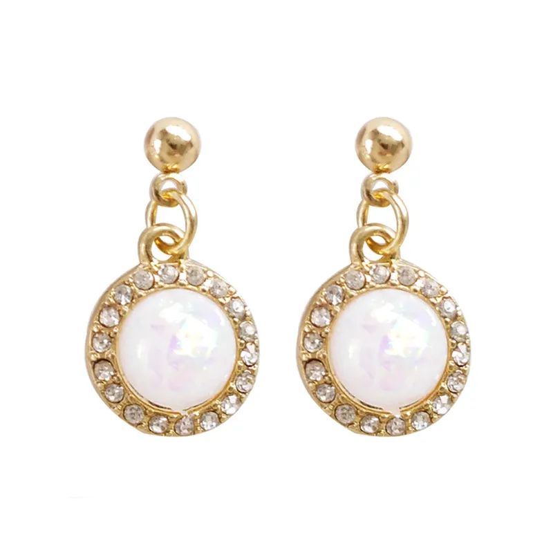 

Delicate mini crystal stud earrings female Golden geometric circular resin earrings 2019 popular summer stud earrings for women