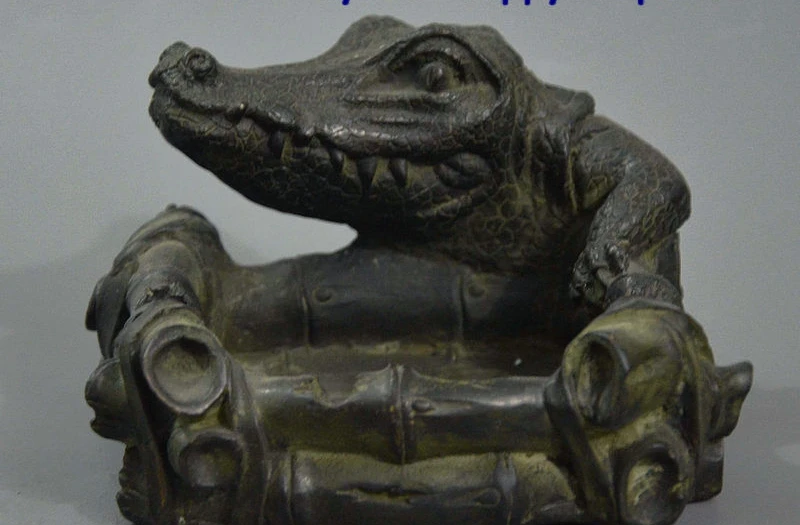 

6" Old China Palace Bronze Wealth Crocodile Alligator Bamboo Inkstone Ashtray