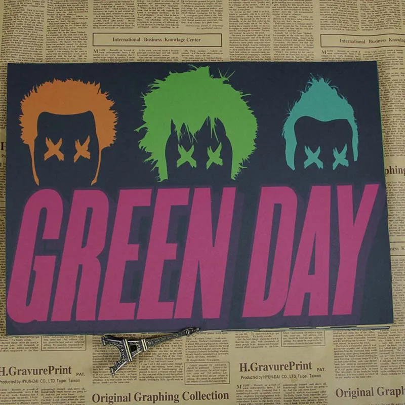 Уютный момент Винтажный Зеленый день группа Ретро плакат, крафт-бумага панк-рок плакат музыкальной звезды кафе бар декоративный настенный плакат QT231 - Цвет: Сливовый