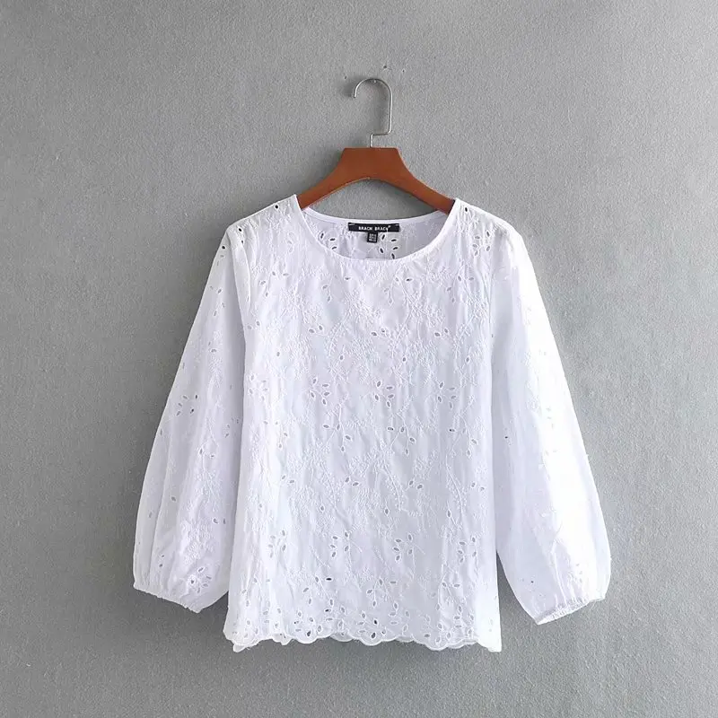 

2019 women fashion hollow out embroidery casual white blouse chic lantern sleeve shirts women business chemise blusa tops LS3599