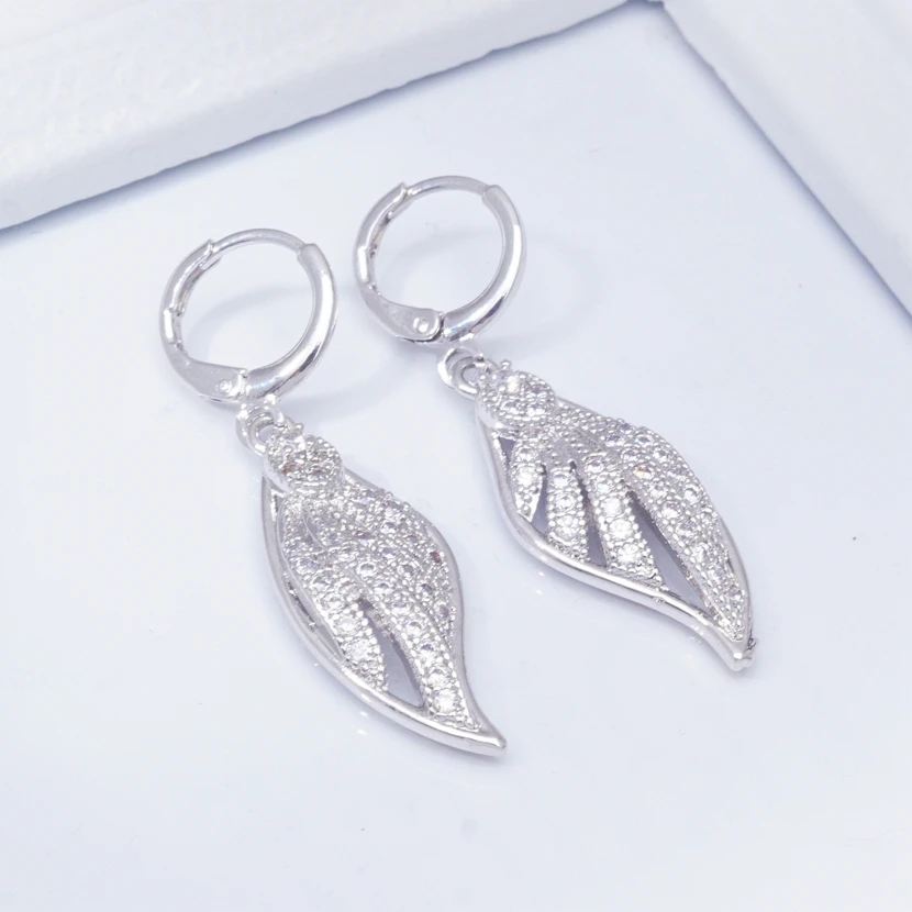

Plant Wedding Bride Hoop Earrings for Women White Gold Filled Pave Cubic Zirconia Fashion Jewelry Gift Dropshipping