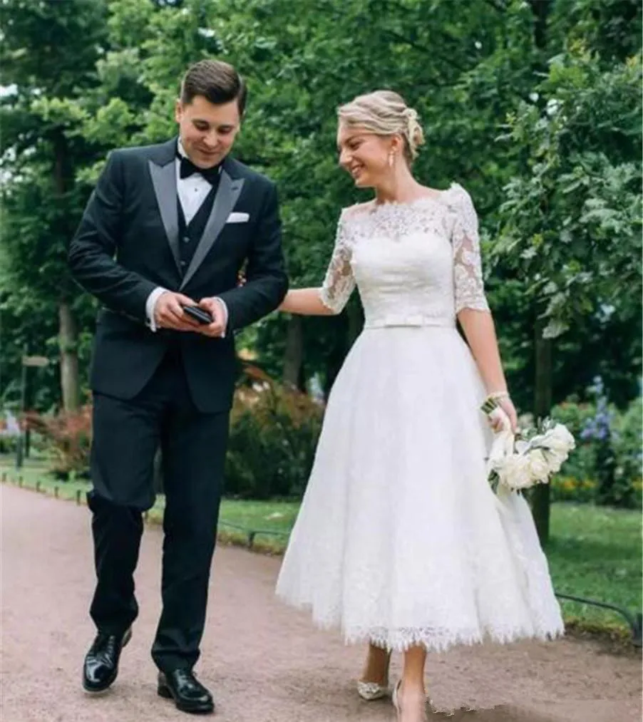 2018-vintage-tea-length-wedding-dresses-a-line-half-sleeve-lace-tulle-short-bridal-gowns-bateau-boat-neck-custom-made-brides-gowns (2)_