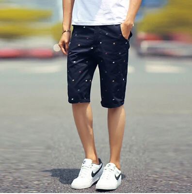 navy shorts outfit men