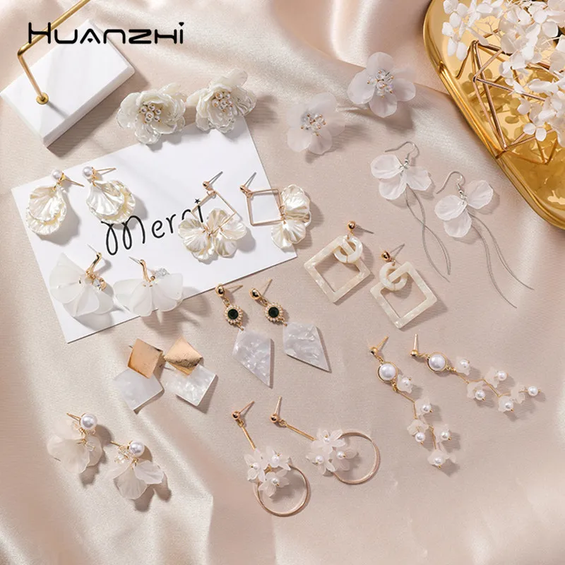 

HUANZHI Flower Acrylic White Color Shell Tassel Alloy Geometric Trendy Chic Drop Earrings for Women Girls Travel Jewelry Gifts