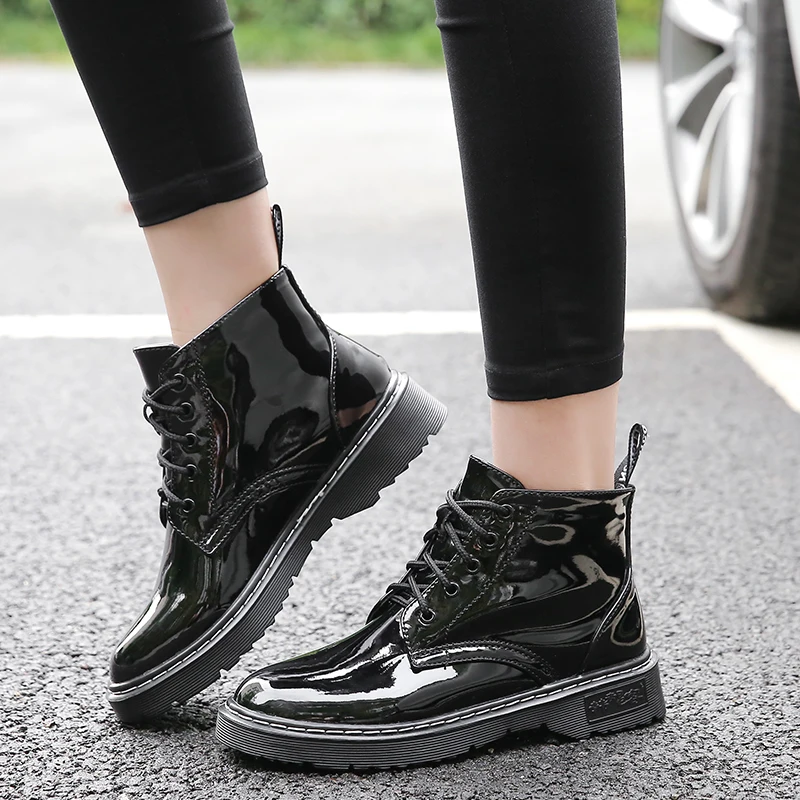 Kopen Plus Size Schoenen Vrouw Enkellaars 2018 Fashion Lakleer Laarzen Vrouwen Warm Pluche Dr Martins Zwarte Laarzen Winter Botas mujer