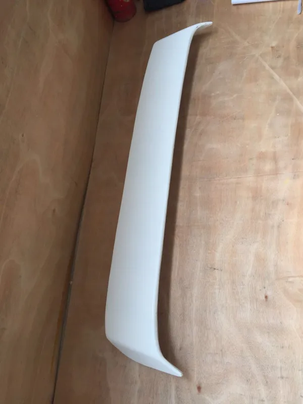 2012021AR32rearspoiler (2)_