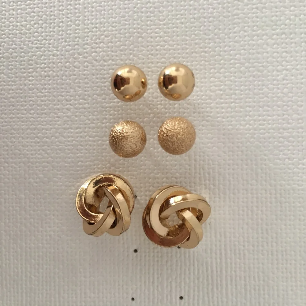 

LOVELY GOLD COLOR PLATING 3 PAIR STUD EARRINGS FOR WOMEN GIRLS