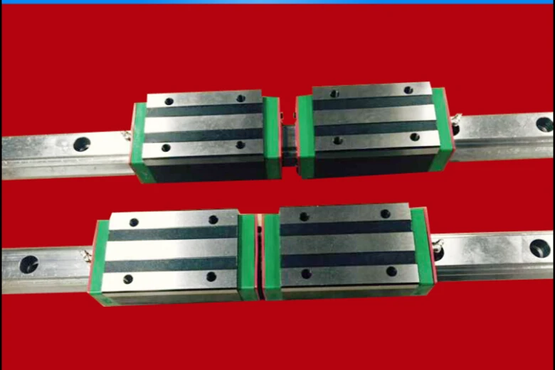 

2 шт., линейная направляющая HGR20 - 400 мм + 4 шт. HGH20CA