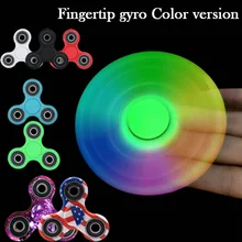 Tri-Непоседа Стороны Spinner Игрушки Световой Пластиковые Spinner Свет в темноте Для Аутизма СДВГ EDC Сенсорные Тревога Снятия Стресса фокус Игрушки