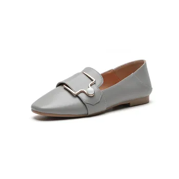 

Early spring in 2019 new product comfortable shallow mouth leather 40 and 42 square single shoes