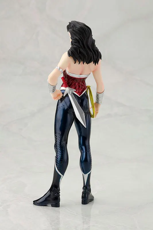Kotobukiya DC Comics The New 52 Justice League Wonder Woman 1/10 Scale Painted Action Figure