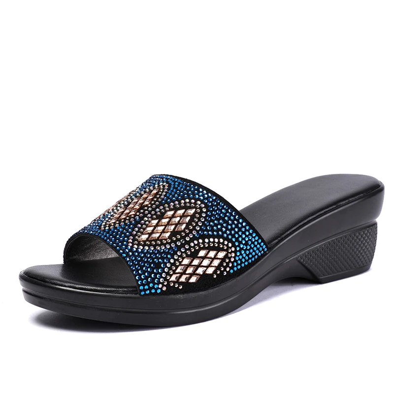 GKTINOO женские тапочки с женские летние шлепанцы из натуральной кожи обувь Для женщин на среднем каблуке модные стразы Летняя обувь
