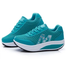 Женская обувь, визуально увеличивающая рост; Повседневная прогулочная обувь; женская обувь на танкетке; очень мягкие массажные женские водонепроницаемые мокасины; Красивая дышащая обувь на шнуровке