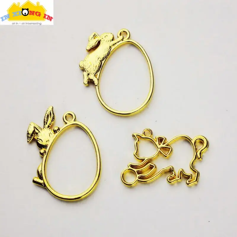 

5pcs Sweet Cat Charms for UV Resin Handmade Craft Playing Rabbit Pendant DIY Resin Jewelry Metal Frame Gold Animal Open Bezels