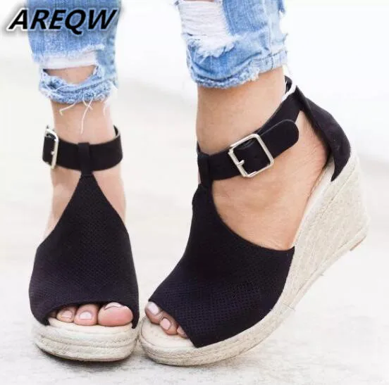 

Retro Roman Ladies Sandals Sexy Fish Mouth Wedge Buckle Shoes Ladies Summer Dress with New Sandals
