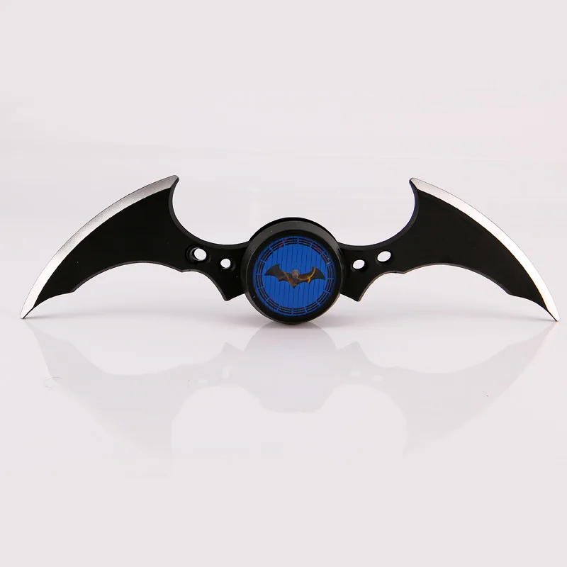 

Cartoon Comic Super hero Batman Weapon Boomerang Arkham Knight Batarang Replica Action Figure Collectible Model Toy LED light